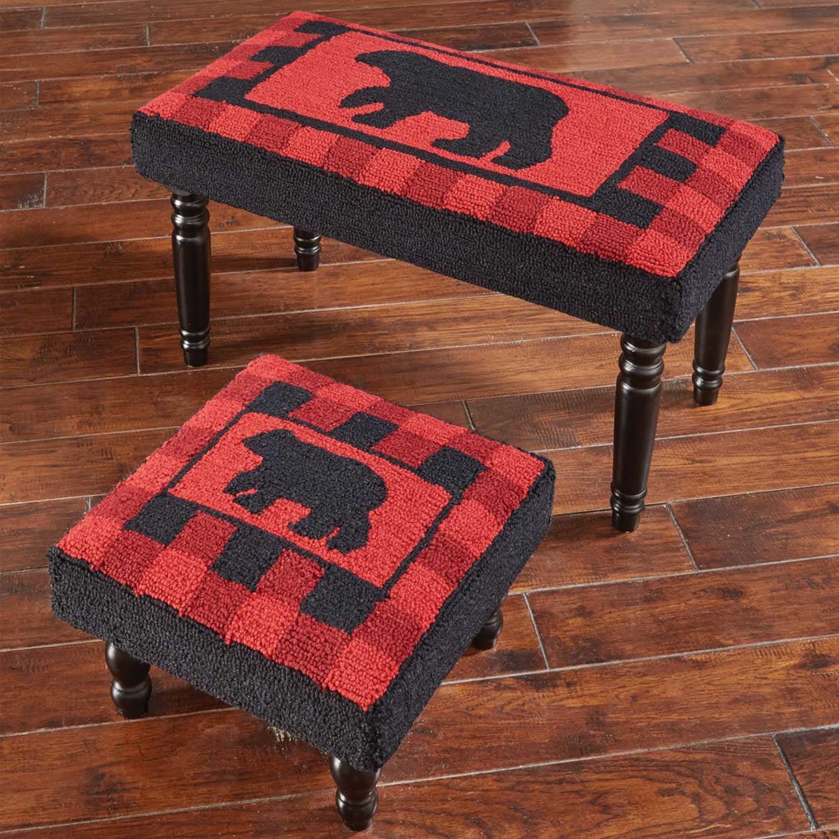 Buffalo Check Bear Hooked Bench - Ozark Cabin Décor, LLC