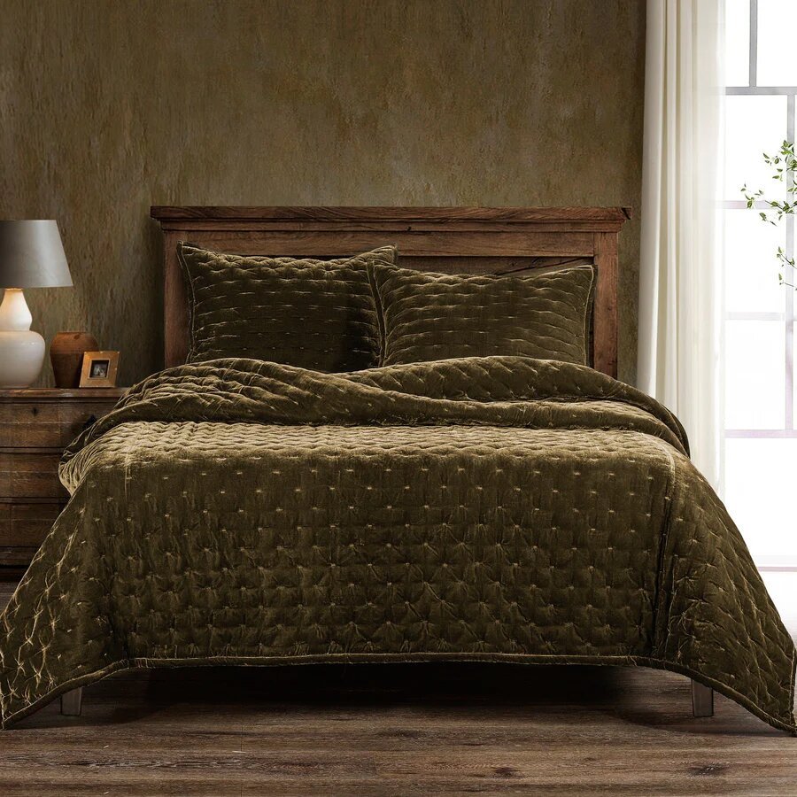 Stella Faux Silk Velvet Pintuck Quilt Set - King - Ozark Cabin Décor, LLC