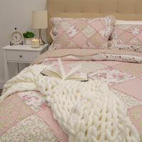 Strawberry Garden 3-Piece Quilt Set - King - Ozark Cabin Décor, LLC