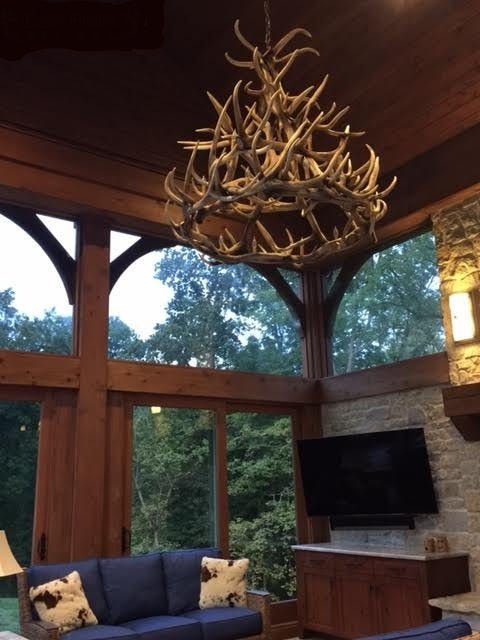 Elk 18 Antler Chandelier - Ozark Cabin Décor, LLC